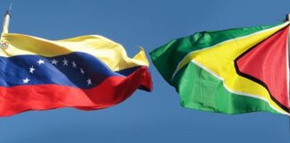 banderas-venezuela-guyana-700x350-1