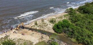 Alcalde de Peñalver calificó de «acertada» apertura de un canal de descarga del río Unare hacia el mar Caribe