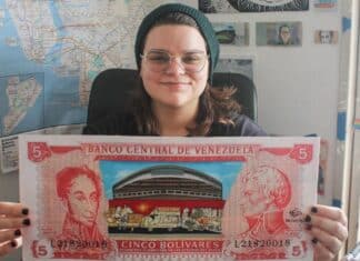La chama que pinta billetes está en Venezuela con nuevos proyectos artísticos
