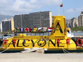 «ALCYONE» el primer barco semi submarino hecho en Venezuela, en la Isla de Margarita