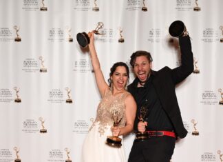 Pareja venezolana gana cuatro Emmys por canción de cuña navideña para Telemundo Las Vegas