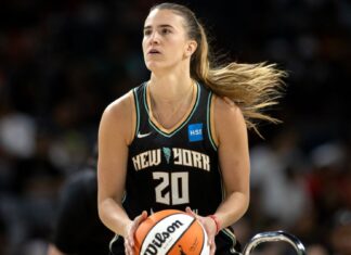 Sabrina Ionescu WNBA tres puntos