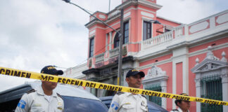 Fiscalía de Guatemala arremete contra la OEA en allanamiento a tribunal electoral