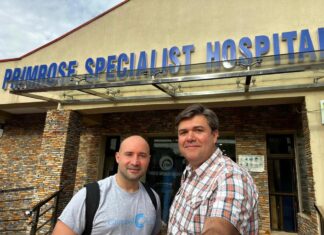Médico venezolano participa en jordana médica de apoyo a pacientes con osteogénesis en África