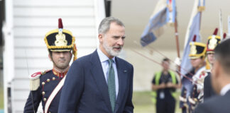 El rey Felipe VI llega a Argentina para la investidura de Milei como presidente