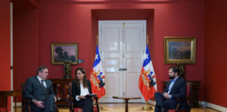 Boric se reúne con embajador de Chile en Venezuela tras llamado a consultas