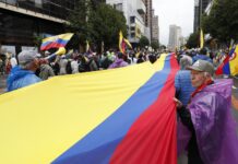 Marcha en Colombia contra Petro este #21Abr