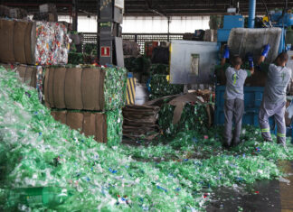 Coca-Cola se compromete a reciclar el 100 % de sus envases en Latinoamérica para 2030