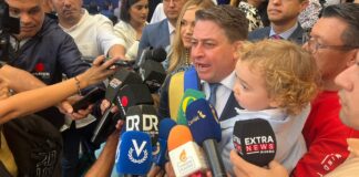 Gustavo-Duque-en-juramentacion